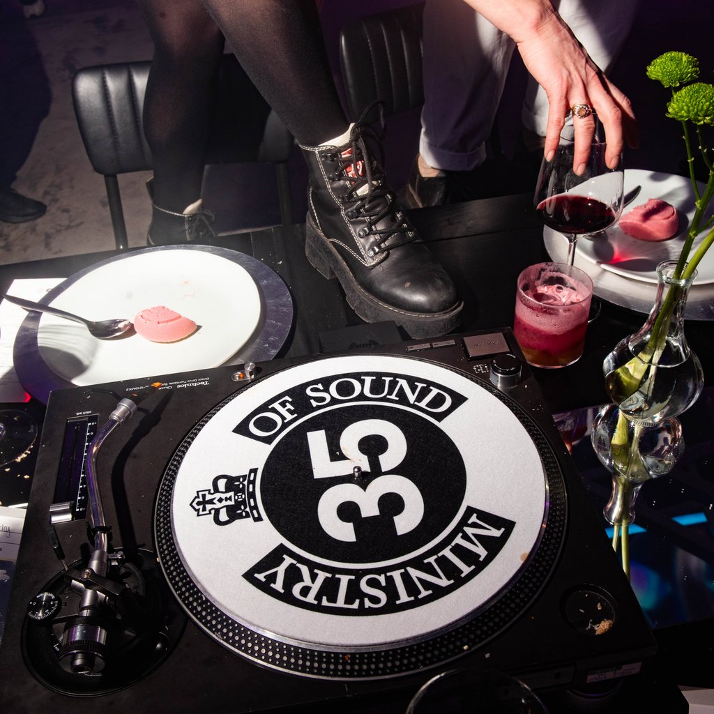 Last Orders: An immersive dining experience.