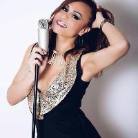 TRANS chanteuse Dee Chanelle (& the in-laws-LIVE Band)