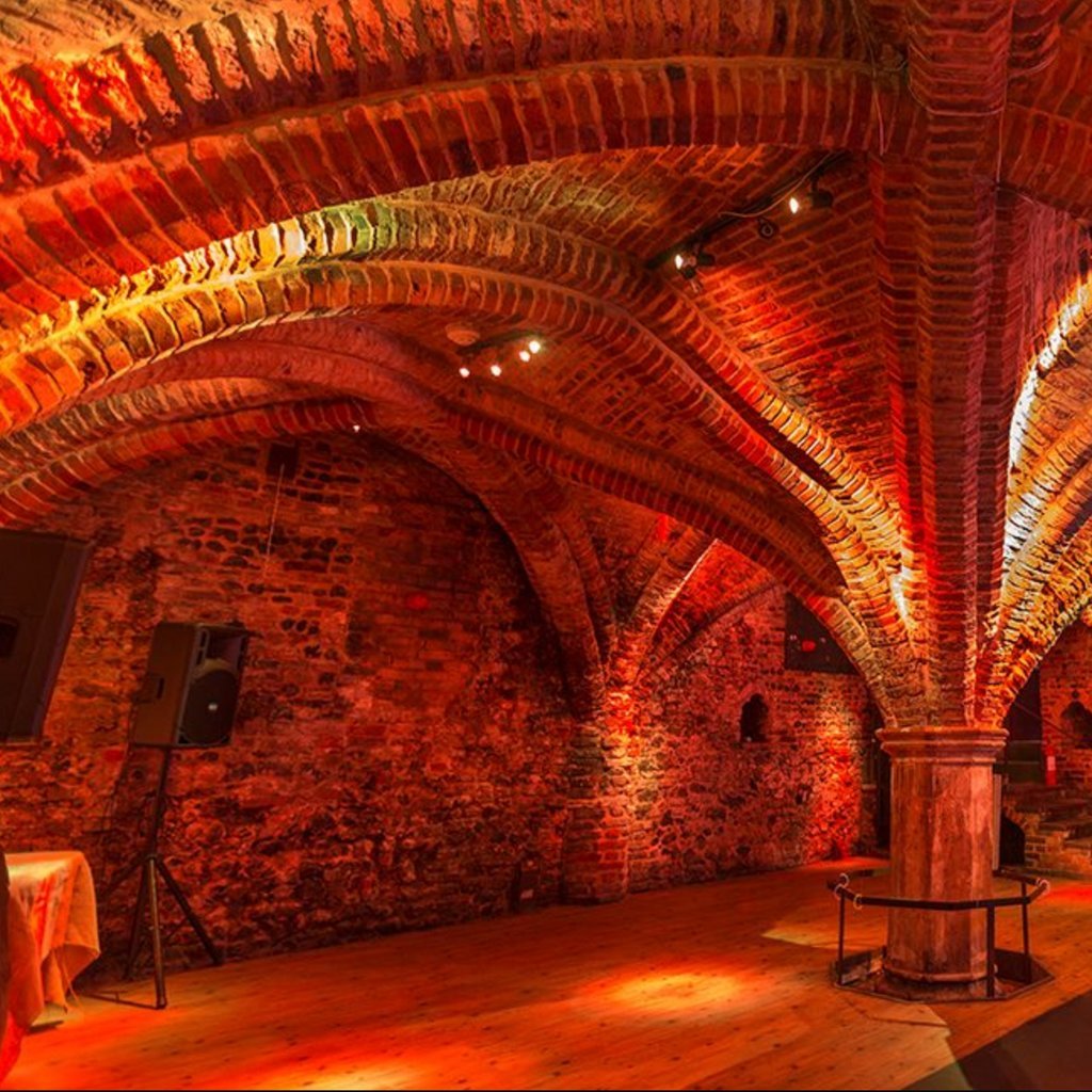 THE BIG NORWICH REFRESHERS RAVE Bedfords Bar Bedfords Bar Norwich