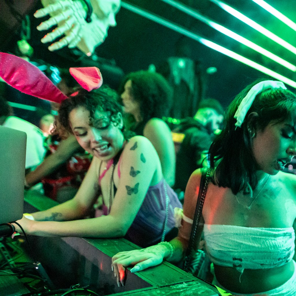 Feid Night @PARADISE NIGHTCLUB