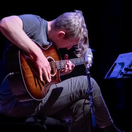 Shane Parish (USA) plays Autechre Guitar Live in Sowerby Bridge