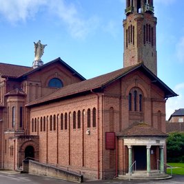 Newbury Audio Tour: Churches, History, and Hideaways Tour