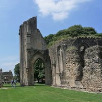 Glastonbury Audio Tour: A Sacred Tapestry Tour at Glastonbury Abbey