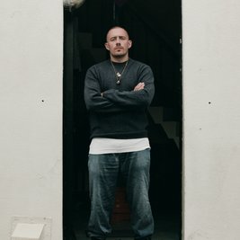 Dermot Kennedy: Matinee Acoustic + Q&A (14+ with an Adult)