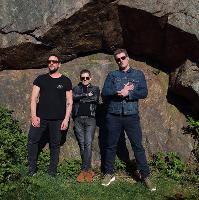 Vinyl Junkie Presents : Dodgy Acoustic at The Magnet