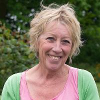 Carol Klein: Life in a Cottage Garden