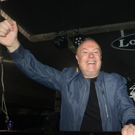 Kryptic presents LOVE TO BE DJ Tony Walker