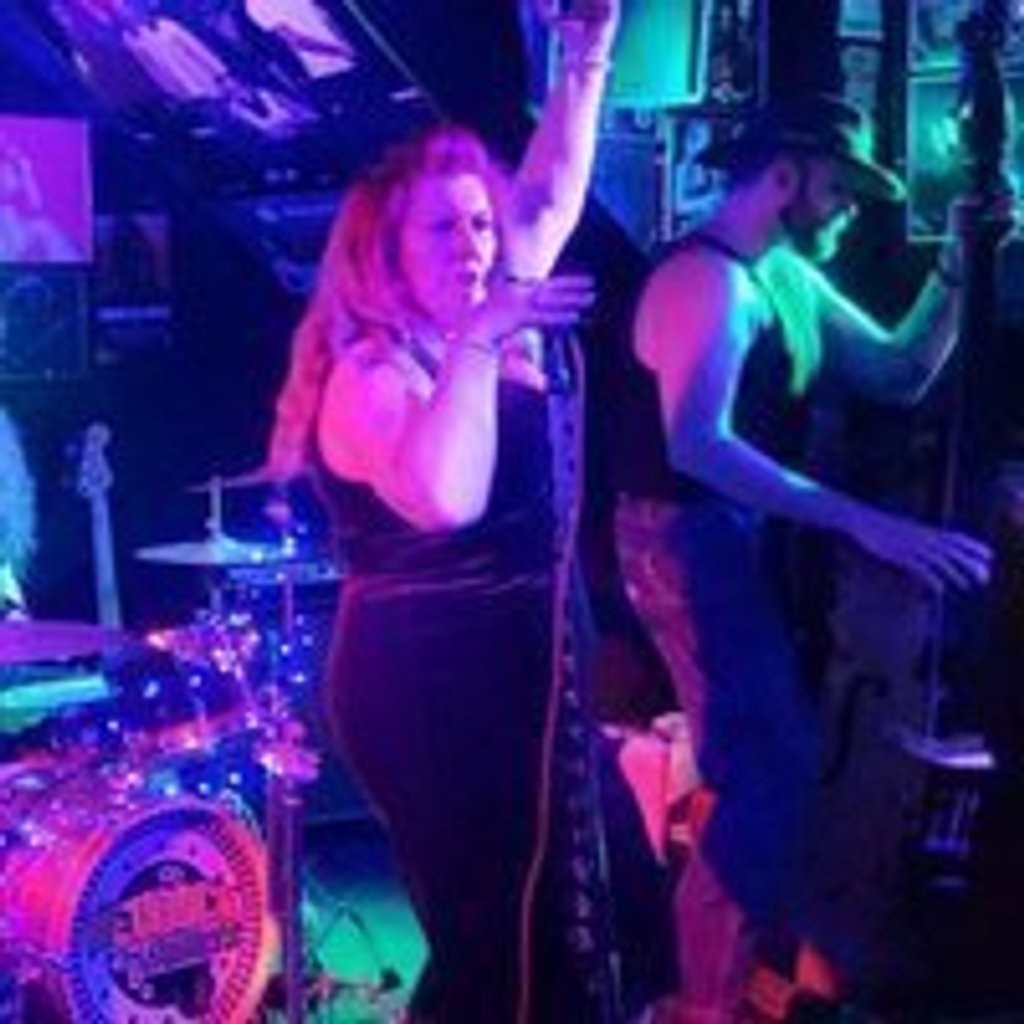 Bedrock Bullets - Live @ Billy's