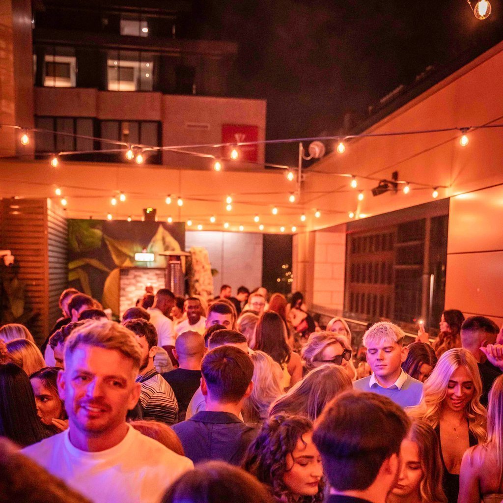 Groove Bank Holiday Sunday