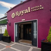 KATZEYE : The Ultimate Tribute at TF Royal Hotel And Theatre