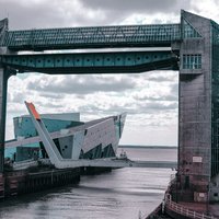Kingston upon Hull Audio Tour: An Immersive Journey Through Sea at Hull City Hall
