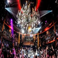 5 Fridays at Cafe de Paris