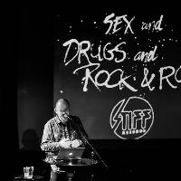Dave Robinson-If it aint Stiff at Belfast Barge