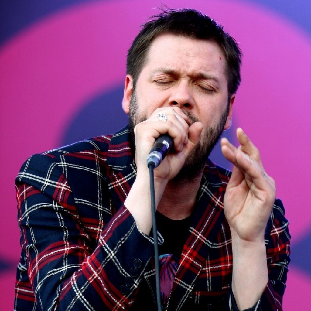 TOM MEIGHAN (Acoustic) + Support