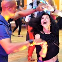 Salsa Pineapple presented by Urbano and Déda