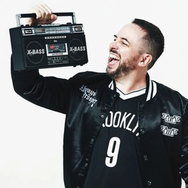 Good Ship Comedy feat. Abandoman