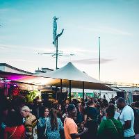 Girls on Top - UKG Brixton Rooftop Party Girls on Top - UKG Brixton Rooftop Party