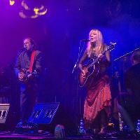 Charlie Dore – Live with Julian Littman and Guildford Vox Choir