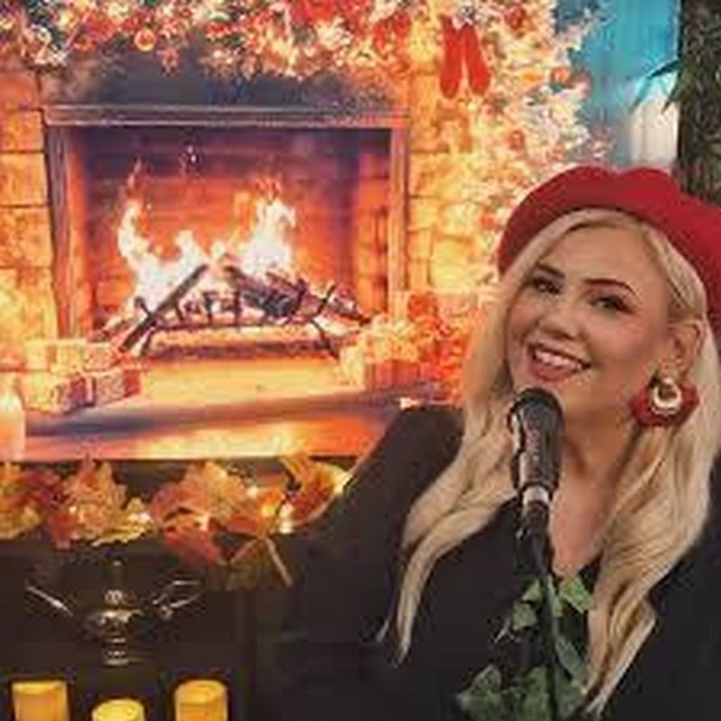 Christmas 3 course Mistletoe and Music dinner with live music, 6 December | Event in Bridport | AllEvents