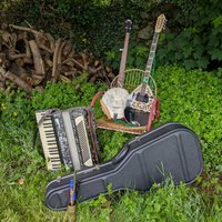 Silver Spear Folk Club at Cooke's Thatch Bar