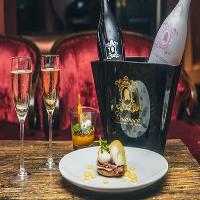 Boozy Bottomless Brunch