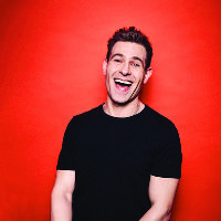 Simon Brodkin at The Glee Club