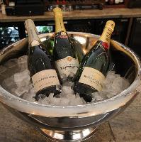 The Epernay Champagne School: Prosecco Vs Cremant Vs Champagne