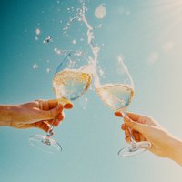'Little Something' Summer Drinks For Singles in Oxted