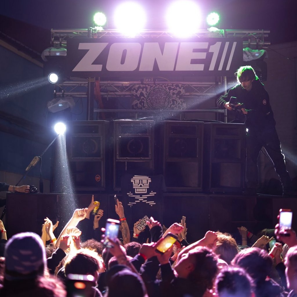 ZONE 1 x ODYSSEY SOUND SYSTEM - BLACK SWAN