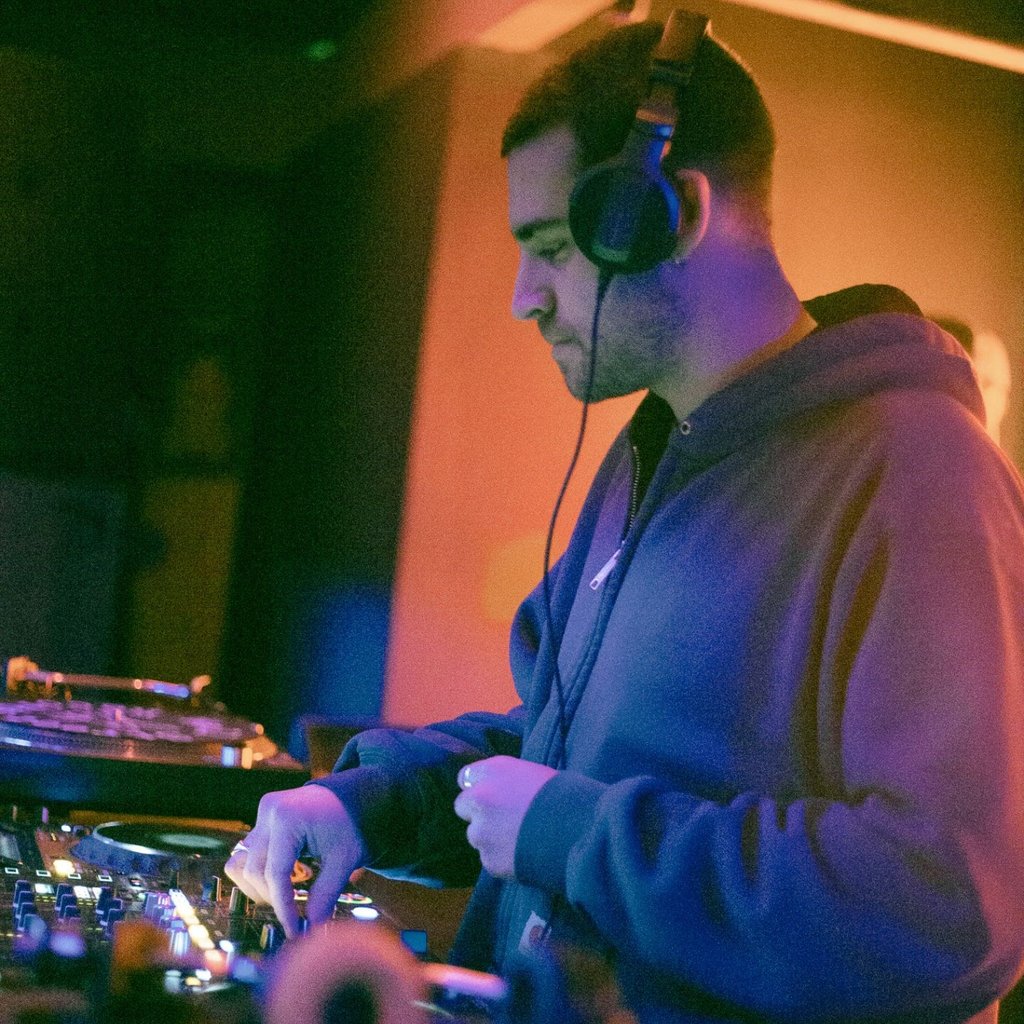 CubCru presents: Deaf Institute Takeover w/ Janaway