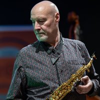 Simon Bates (Sax) with The Terry Hutchins Qrt at Pangbourne Working Mens Club