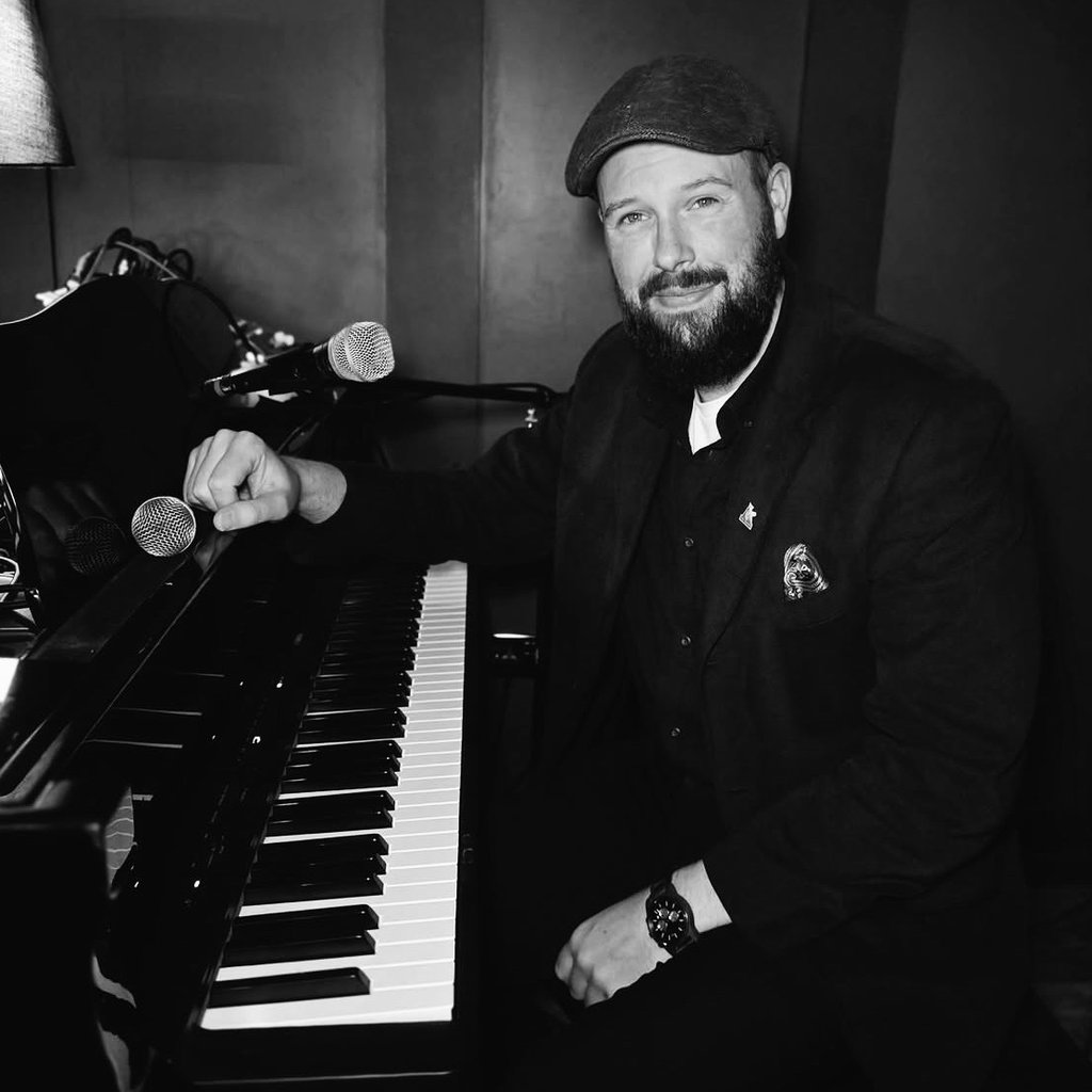 John McNee at Blue Dog, Glasgow