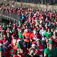 The Admiral Cardiff Santa & Elf Dash 2018 at Cardiff Bay