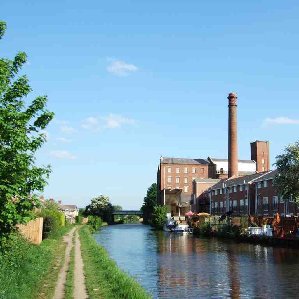 Leeds Audio Tour: Leeds Heritage & Hidden Gems Audio Odyssey