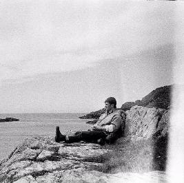 Roddy Woomble + Special Guest