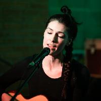 Klee Acoustic Night at 81 Renshaw