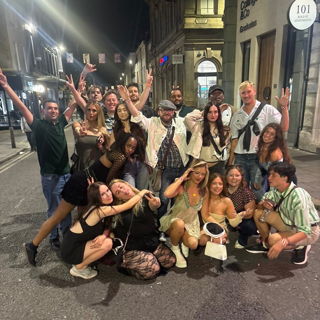 Bank Holiday Pub Crawl - Meet New People!