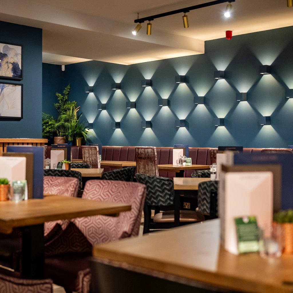 Speed Dating in Richmond by DateinaDash (Ages 30-55) at All Bar One, Richmond