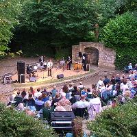 A Swinging Summer Evening with Peter Gill & Friends at The Tuckwell Amphitheatre