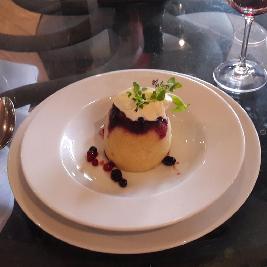 Saturday Wine Tasting Experience with Three Course Lunch