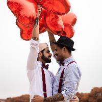 Gay speeddating for men aged 24 to 40 years old at Lola Lo