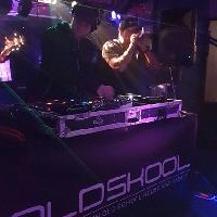 Oldskool@Harvey’s feat Lonyo at Harveys