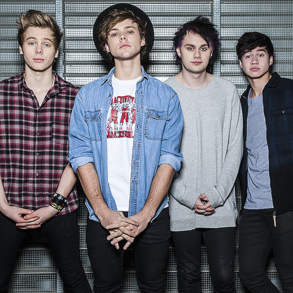 5 Seconds Of Summer MandS Bank Arena Liverpool Sat