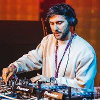 Deja vu 27 present Hot Since 82 Deja vu 27 present Hot Since 82