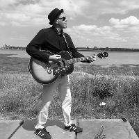 John McGlone & The Souls of Emotion at 81 Renshaw