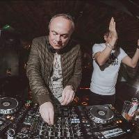 Love to be - Día y Noche Courtyard Party at Southbank Warehouse