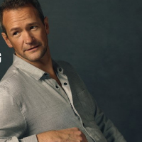 Alexander Armstrong - All Mouth and Some Trousers