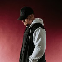 Macky Gee: Leicester at 2funkycomplex