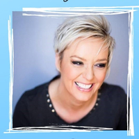 A night of mediumship with Tina Russell at Ashburn Hotel