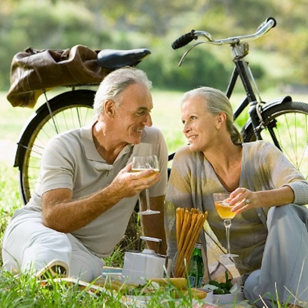 Little Something' Dating (*65-80) @ The Long Bar & Grill
